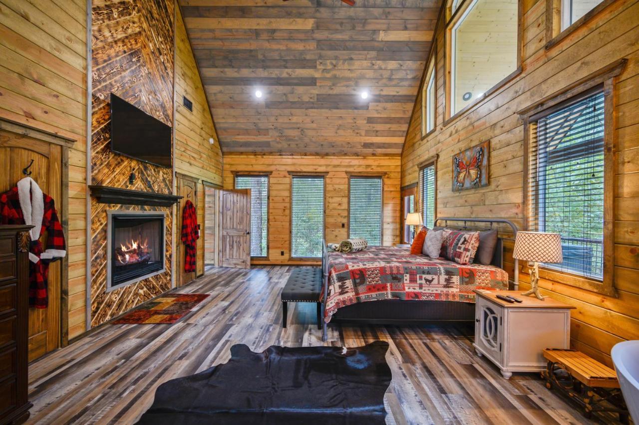 The Adirondack Honeymoon Hot Tub Soaking Tub Wood Burning Fireplace Stephens Gap Eksteriør bilde