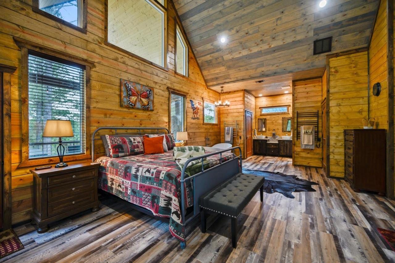 The Adirondack Honeymoon Hot Tub Soaking Tub Wood Burning Fireplace Stephens Gap Eksteriør bilde