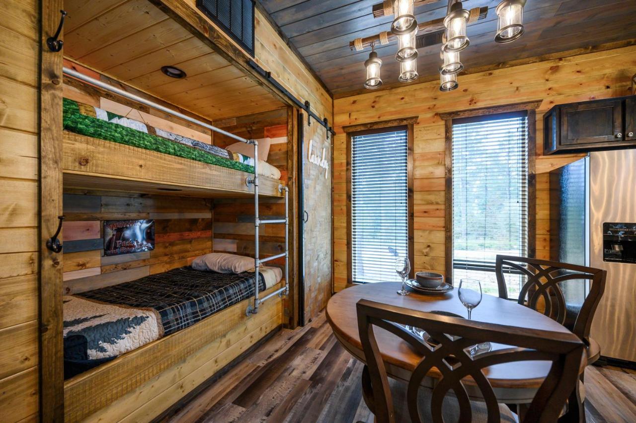 The Adirondack Honeymoon Hot Tub Soaking Tub Wood Burning Fireplace Stephens Gap Eksteriør bilde