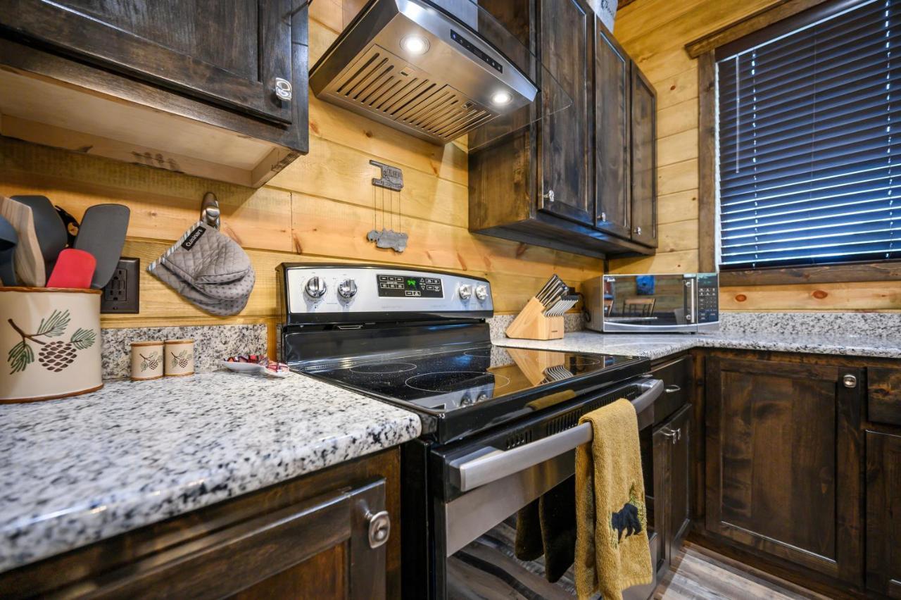 The Adirondack Honeymoon Hot Tub Soaking Tub Wood Burning Fireplace Stephens Gap Eksteriør bilde